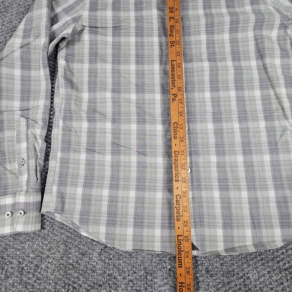 UNTUCKit Men's Medium Plaid Long Sleeve Cotton Shirt Gray White Green Casual‎ - Picture 6 of 7